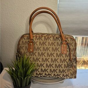 Michael‎ Kors MK Signature Logo Canvas Satchel Shoulder Bag Tan / Brown Monogram
